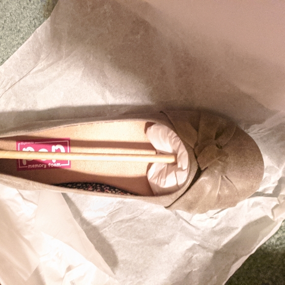 Gray Memory Foam Flat - Picture 2 of 4